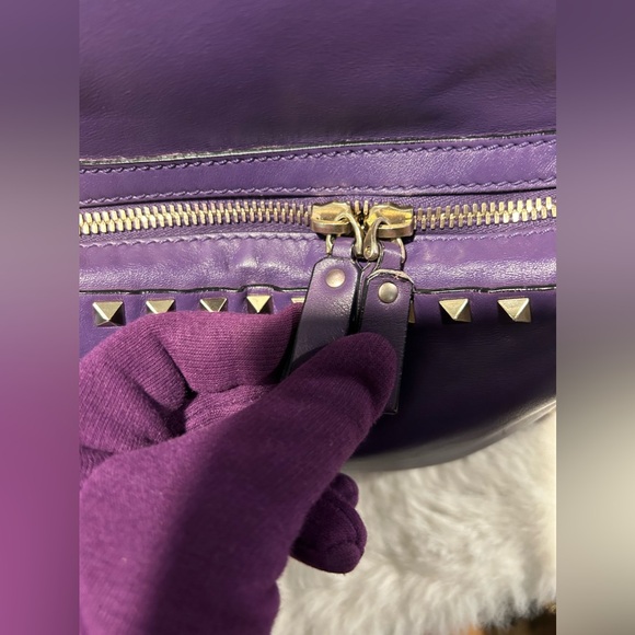 VALENTINO Rockstud Purple Backpack in excellent condition. Authentic & pre-owned - Picture 15 of 15